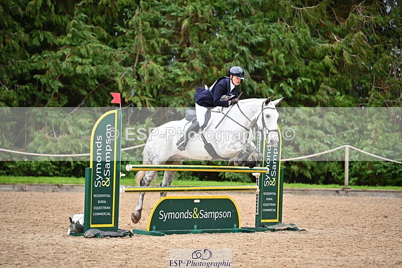 251026A-144059-25212 - F-401-Helen.Hickson