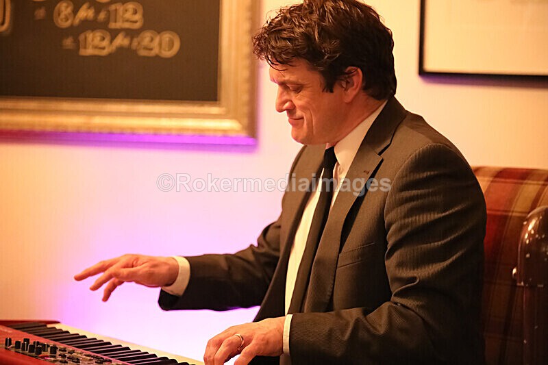 NKC-6 - Denny Illet and chums plays tribute to Nat King Cole