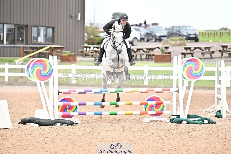 250917-110255-00202 - Cls 1 British Novice and 90cm Open