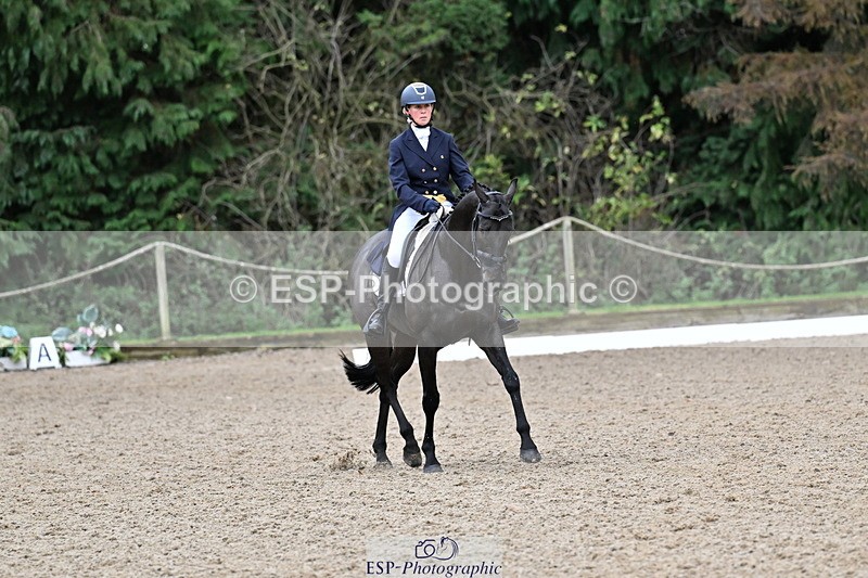 251022A-151246-00492 - B-110-Lizi.Popham