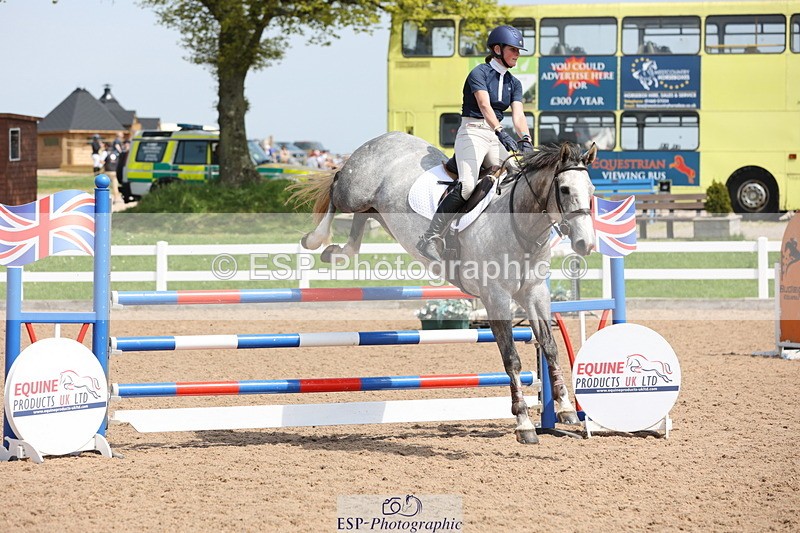 240510A-142908-07670 - Cls 17 1.05m National Am Quali