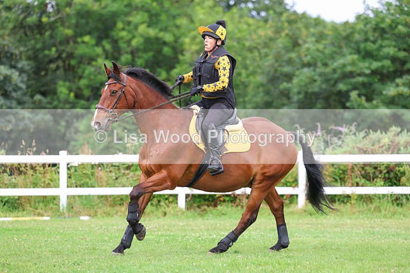 3E7A1055 - Class 4: 70cm Senior