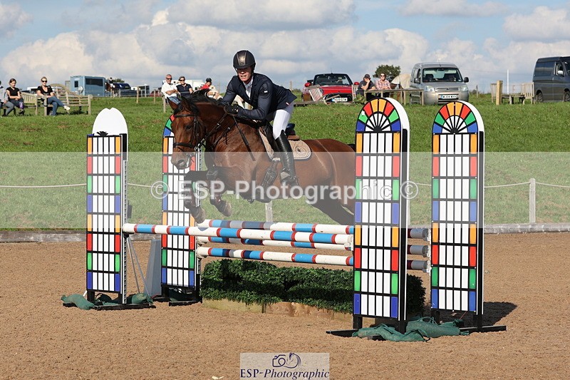 230915A-155828-02993 - Cls 6 Snr 1.05m Derby