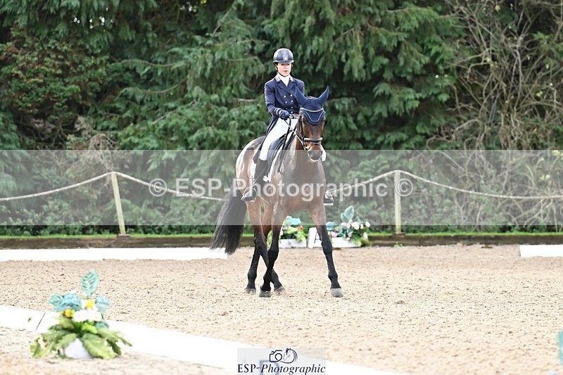 251023A-110953-01651 - B-135-Eva.Carse