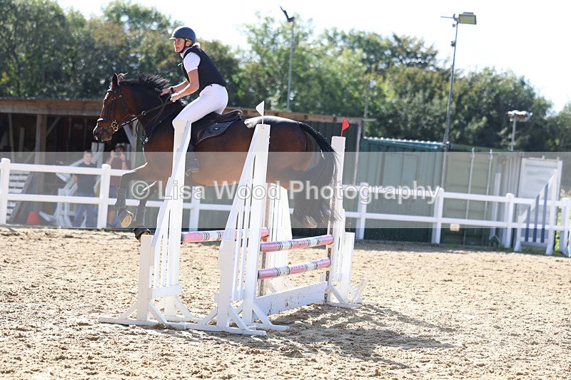 3E7A5138 - Class 9: 80cm Senior