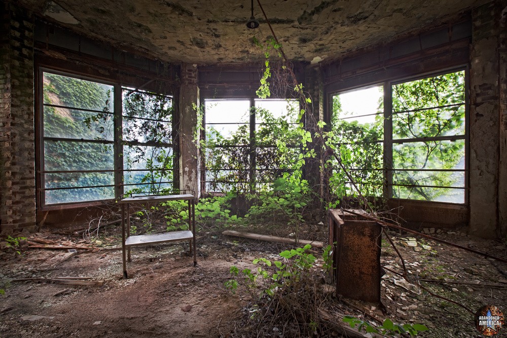 Ocean Vista Tuberculosis Hospital - Photographs by Matthew Christopher Murray's Abandoned America