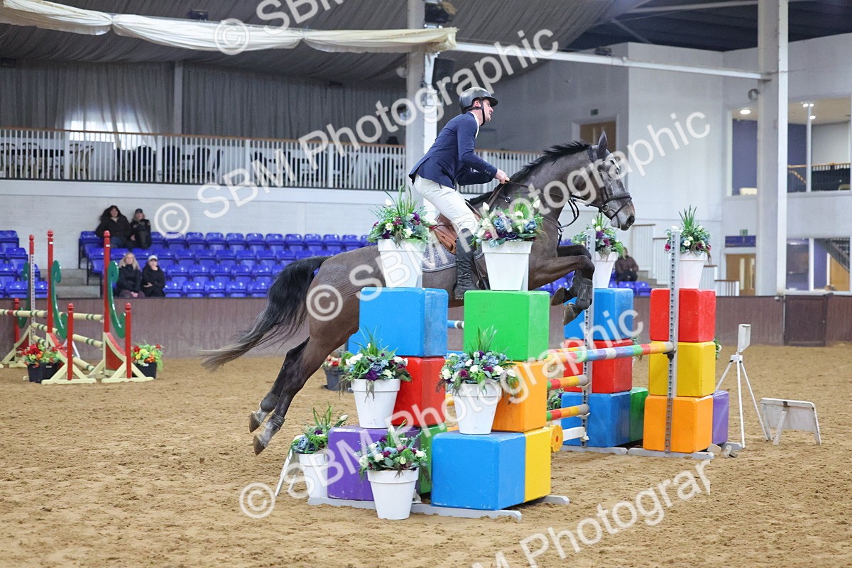 SBM_001512 - Class 14 - Nupafeed Supplements Senior Discovery/ 1m Open - First Round (1.00m)