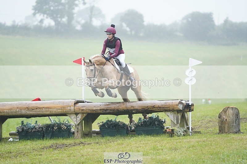 240901A-161148-10995 - 524-Kate.Hicks-SWALLOWCROFT.STARDUST