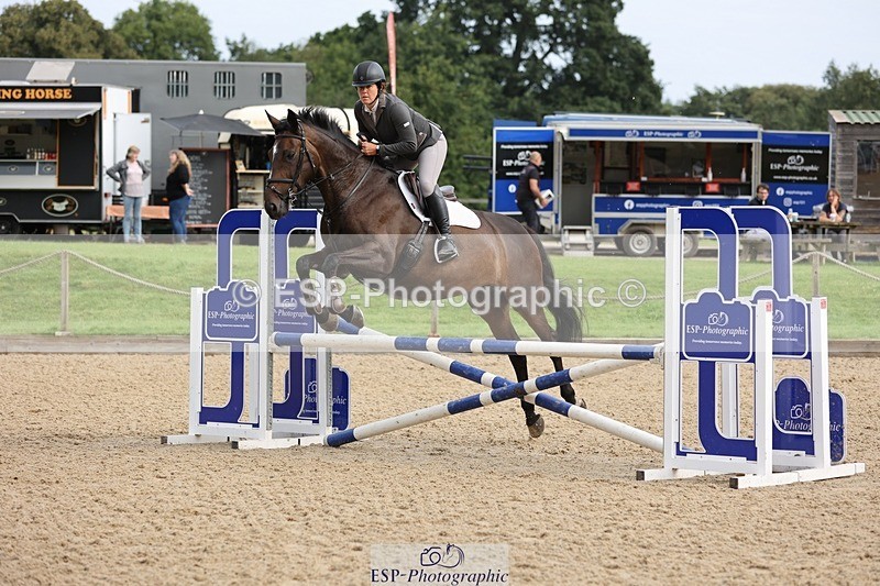 240817-092724-00263 - 02A Snr Brit Nov
