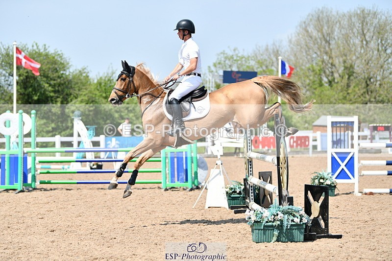 240512A-125955-18555 - Cls 41 Discovery and 1m Open