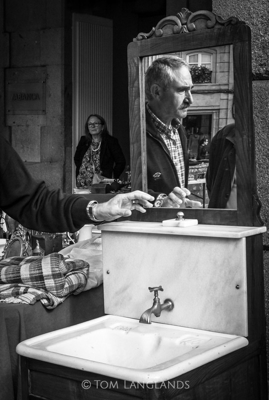 Vendor and Vanity Unit - Street Photography