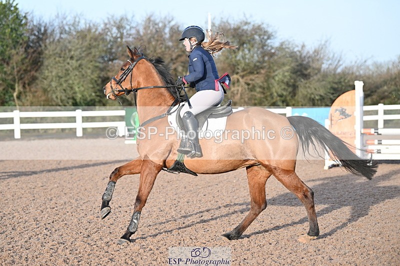 231208A-094328-00109 - Cls 2 British Novice & 90cm Open