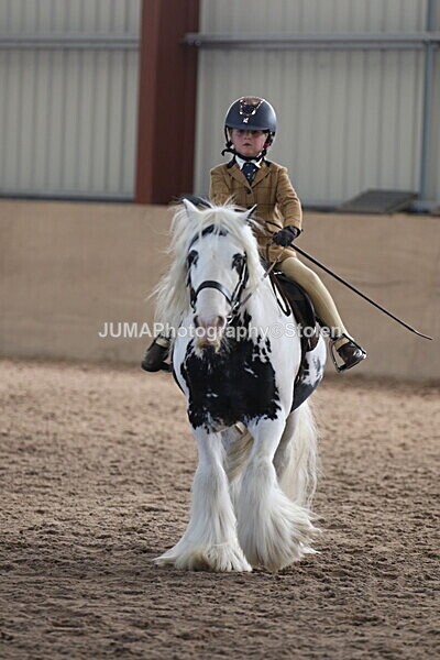 SIAL0796 - Indoor Classes