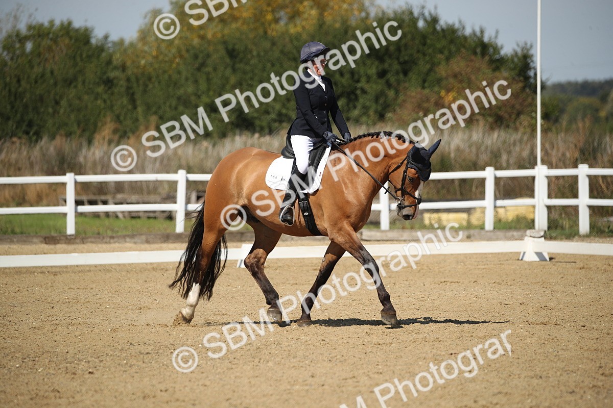 SBM_005018 - Class 11 - Novice 5 - 11.41-12.58