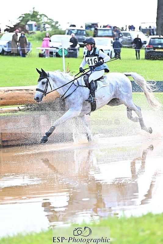 240526-111151-20427 - 416-CRISTAL_FONTAINE-Kitty_King