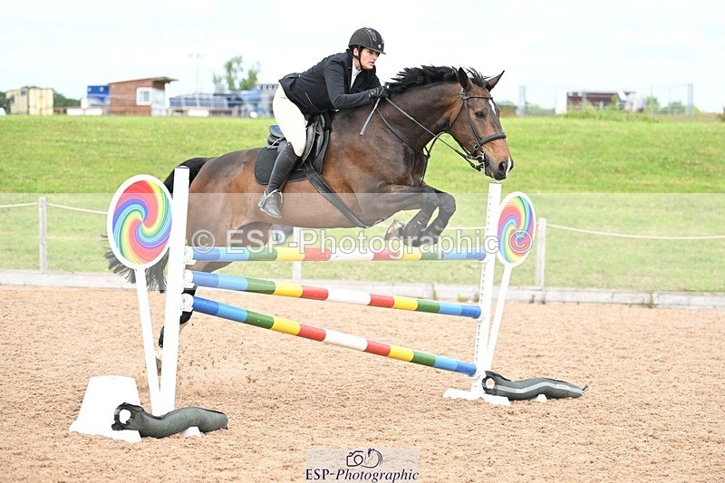 250611-135603-00744 - Cls 6 Snr Foxhunter & 1.20m Open