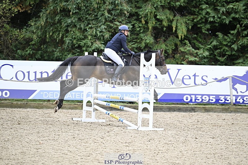 250830A-102209-05555 - Cls 21 British Novice and 90cm Open