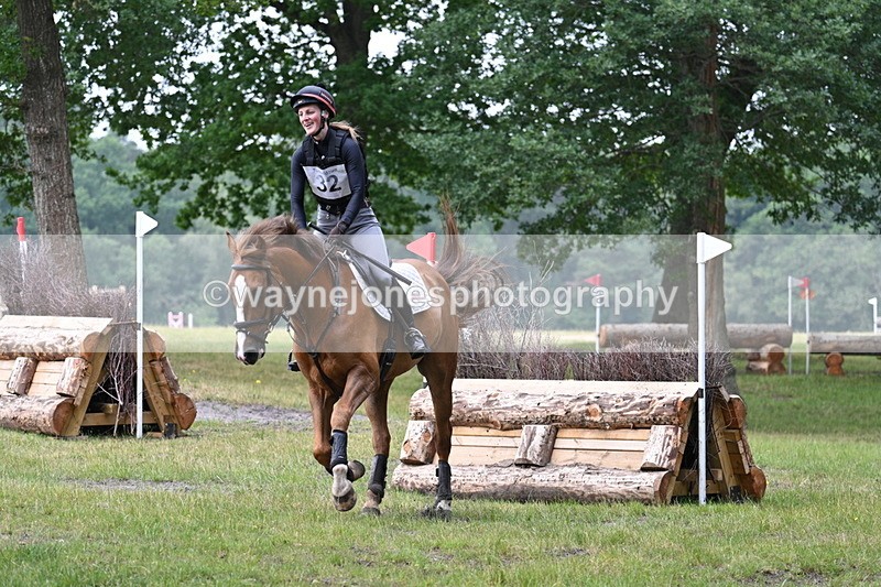 WJ7_9900 - Time 12:46 to 12:55