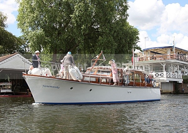 090703 NENEMOOSHA IMG_7120 - HENLEY REGATTA FRIDAY 3rd JULY 2009