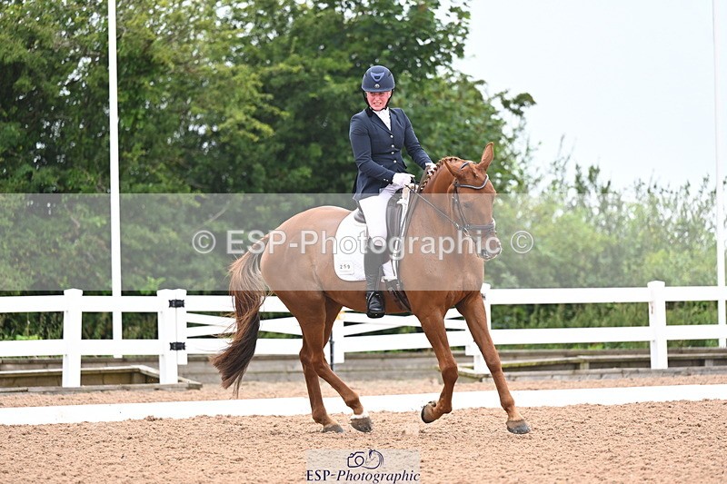 240815A-103710-00132 - 259-Amy.Harris-Stormhill.ultima