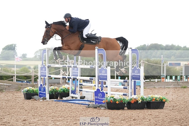 260730-121030-01893 - Cls 2 Foxhunter
