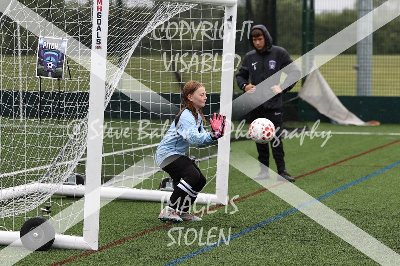 1DX32518 - Sat 6th U12 Girls