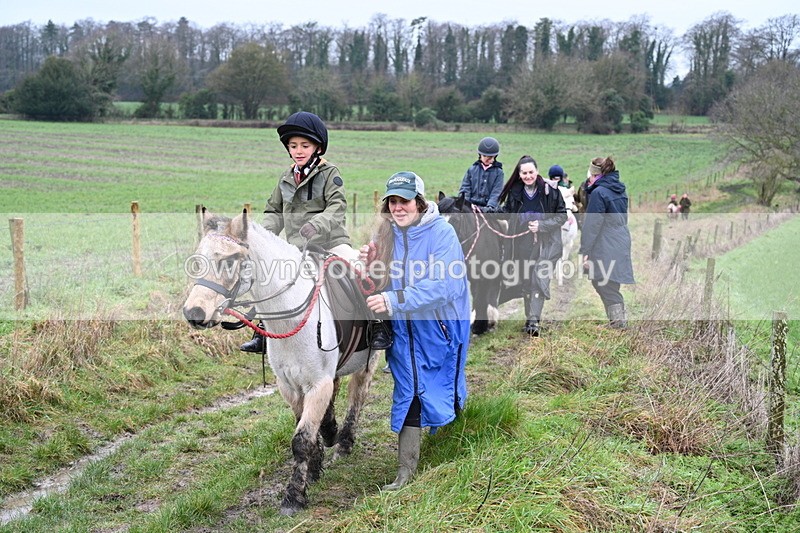 WJ7_9506 - Walk out..