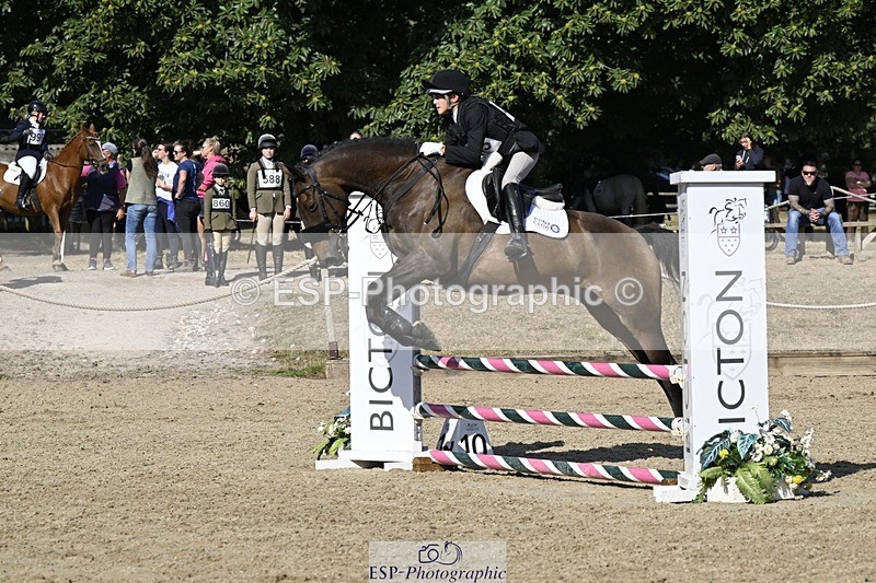 250823A-100516-26473 - WC Round 2 9.30 to 10.30