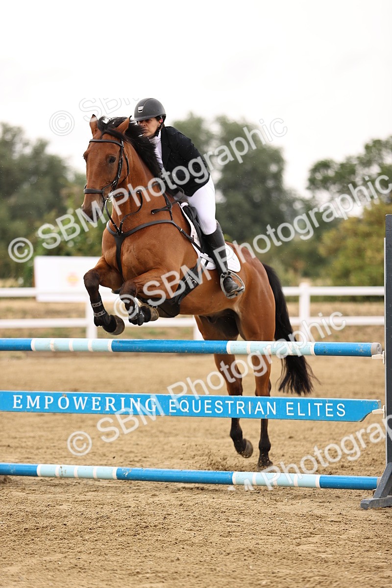 SBM_026470 - Class 12 - Amateur Championship Qualifier 1.05m