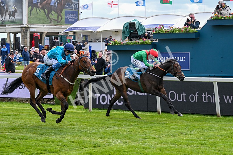 150526-Race 4-Love A Giggle-7755 - Race 4 3.30pm Design Tonic Out Of This World Spaces At The Races EBF Marygate Fillies' Stakes