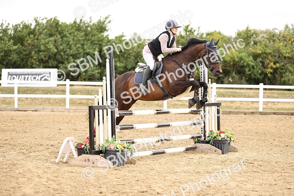 SBM_012962 - Class 13 - Senior British Novice - 90cm Open