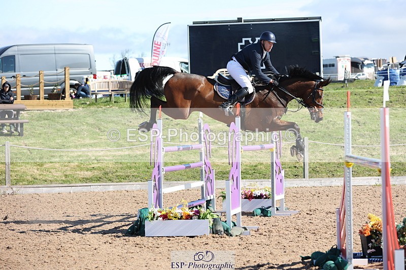 240419A-101424-05926 - Cls 2, 2 Star Small Tour 1.30m