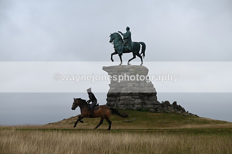 DSC_0346 - Time at Statue 09:51 to 10:54