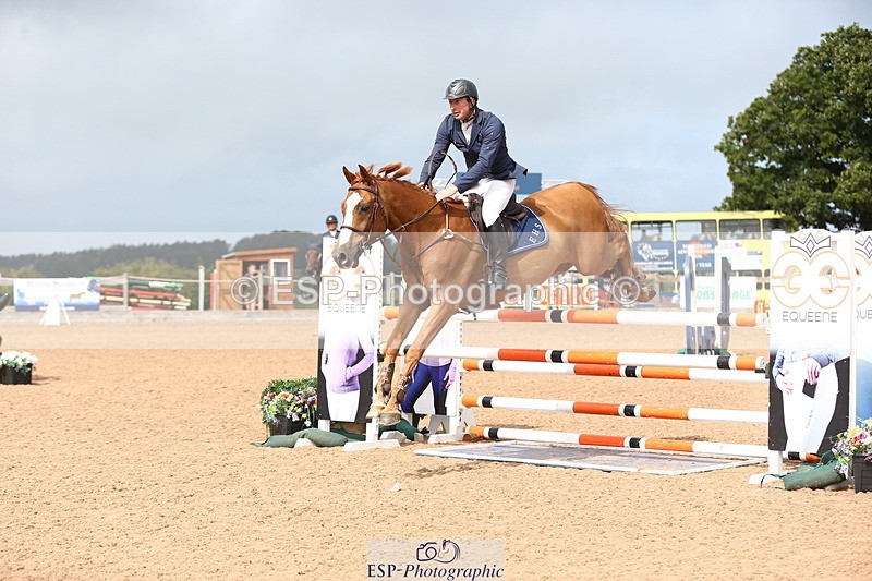 230812A-121202-08796 - Cls 32 Foxhunter