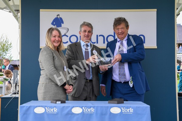 170523-Race 5-Dark Thirty-0540 - Race 5 4.10pm Conundrum HR Consulting Handicap