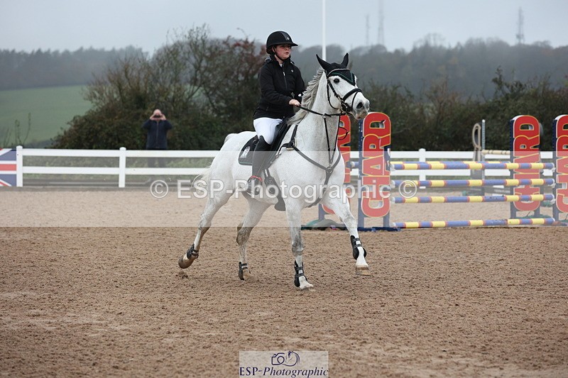 231112A-135230-04697 - Cls 20 Newcomers & 1.10m Open