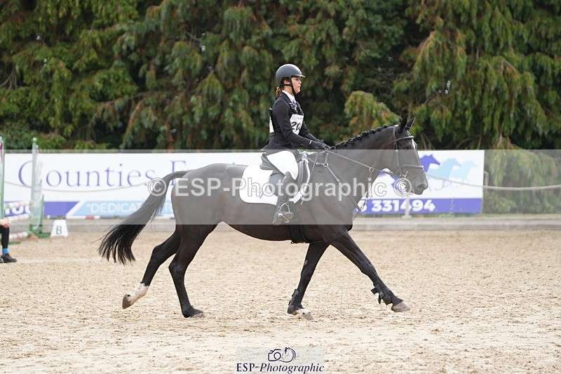 250824A-103015-34784 - 2001-Dulcie.Johnson-Kiki