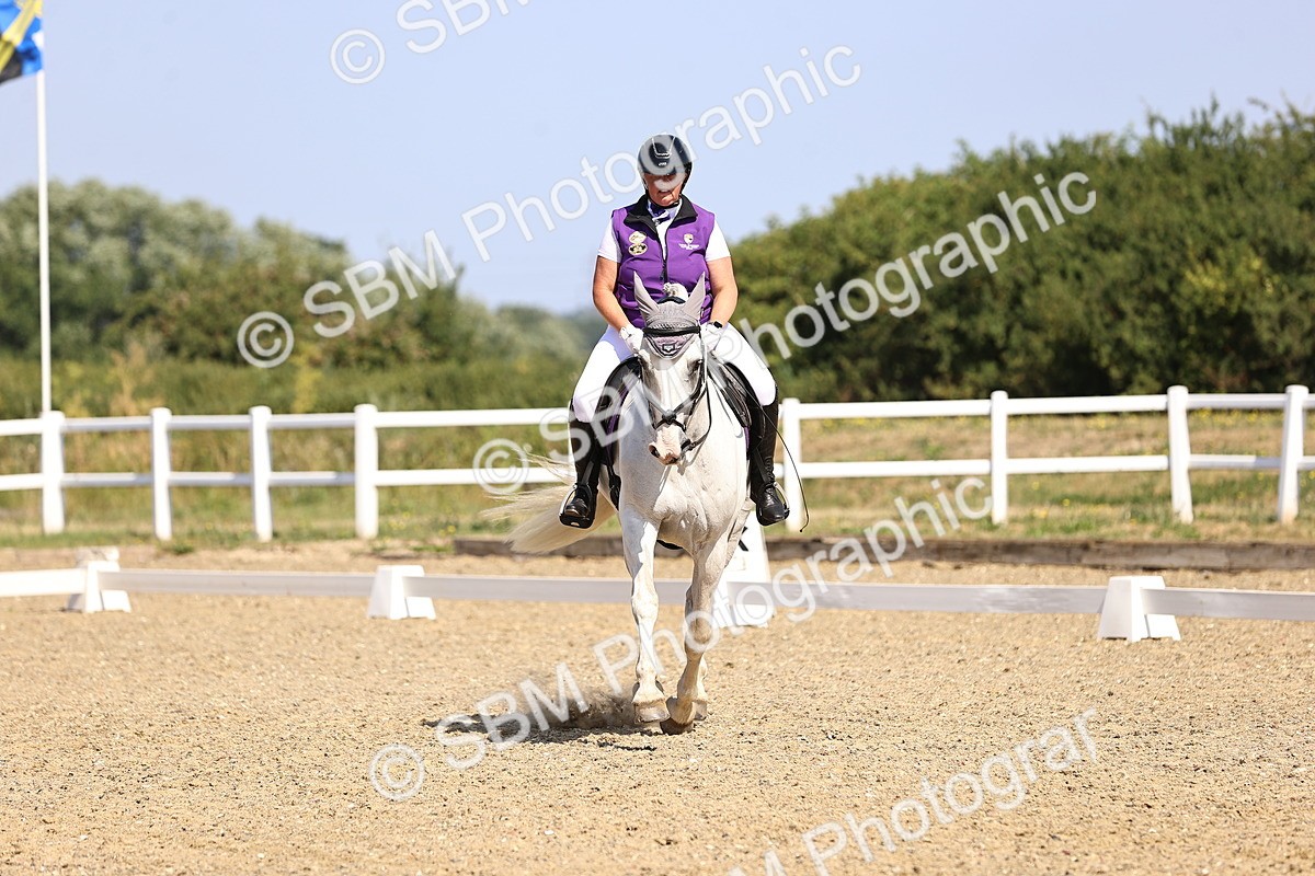 SBM_009353 - Novice 5 - 9.50-10.53