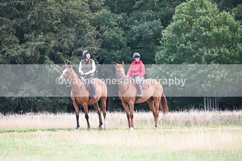 DSC_4049 - Time at Statue 09:50 to 11:09