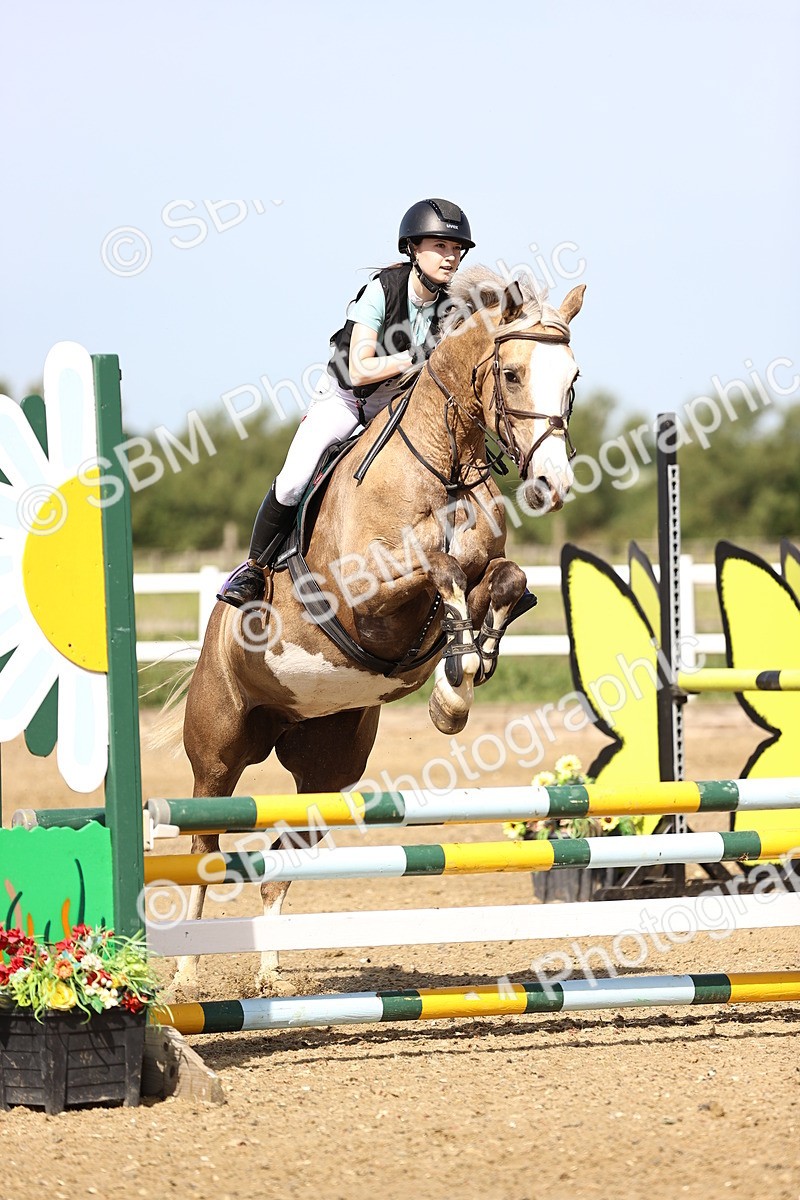 SBM_003560 - Class 8 - Clear Round