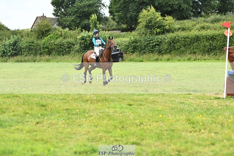 240630-125520-01134 - 910-Imogen_Daniels-Granstown_Master