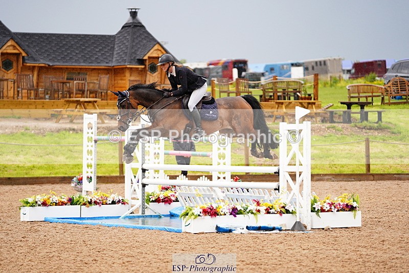 240526A-132220-08344 - Cls 27 Chard Equ May Grand Prix