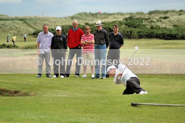 Out the bunker... - Golf