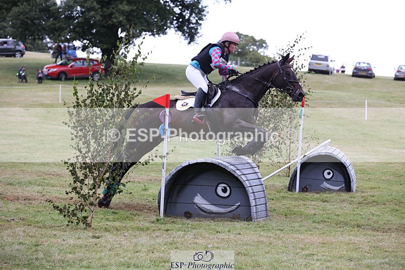 240825X-172926-37934 - 80cm XC 16.30 to 17.30