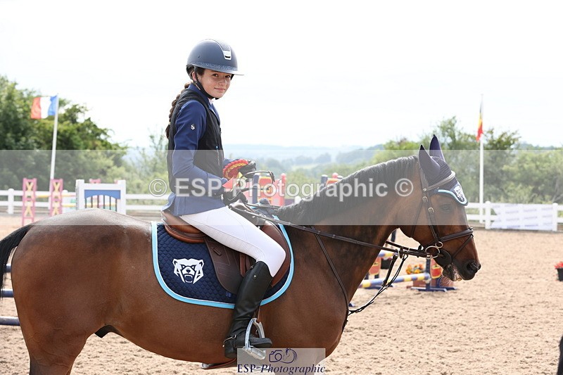 240630A-165300-15371 - Cls 33 Foxhunter and 1.10m Open