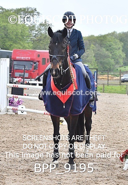 BPP_9195 - CLASS 29 SUN Veterans Show Jumping
