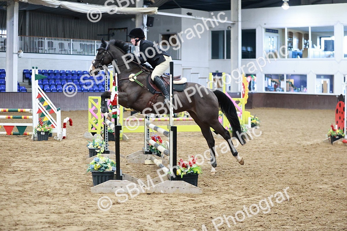 SBM_000449 - Class 2 - Senior British Novice 90cm