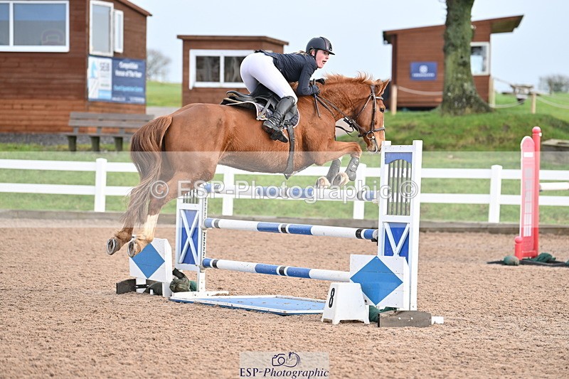 231209A-123417-01783 - Cls 12 Newcomers & 1.10m Open