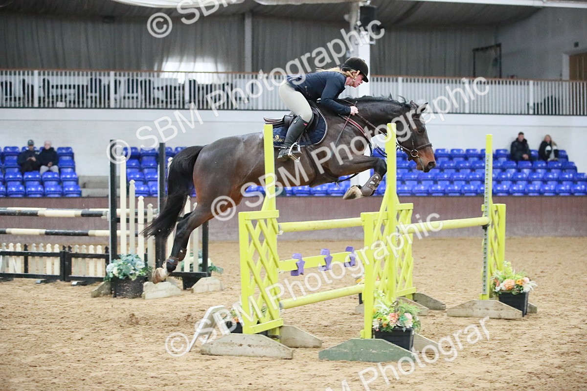 SBM_001175 - Class 4 - Senior Newcomers - 1.10m Open