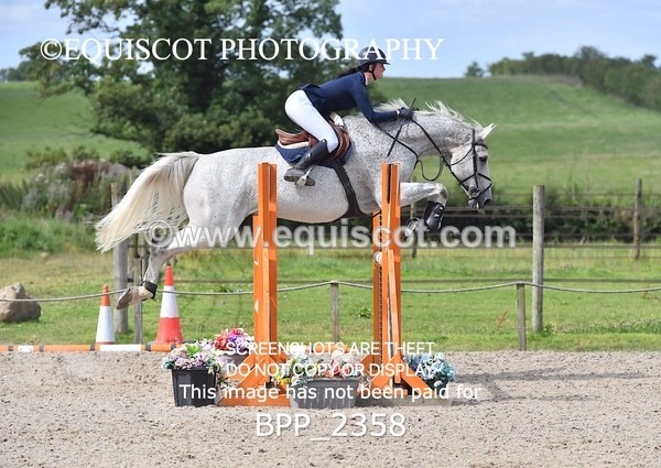 BPP_2358 - CLASS 17 SUN Senior Newcomers/ 1.10m Open